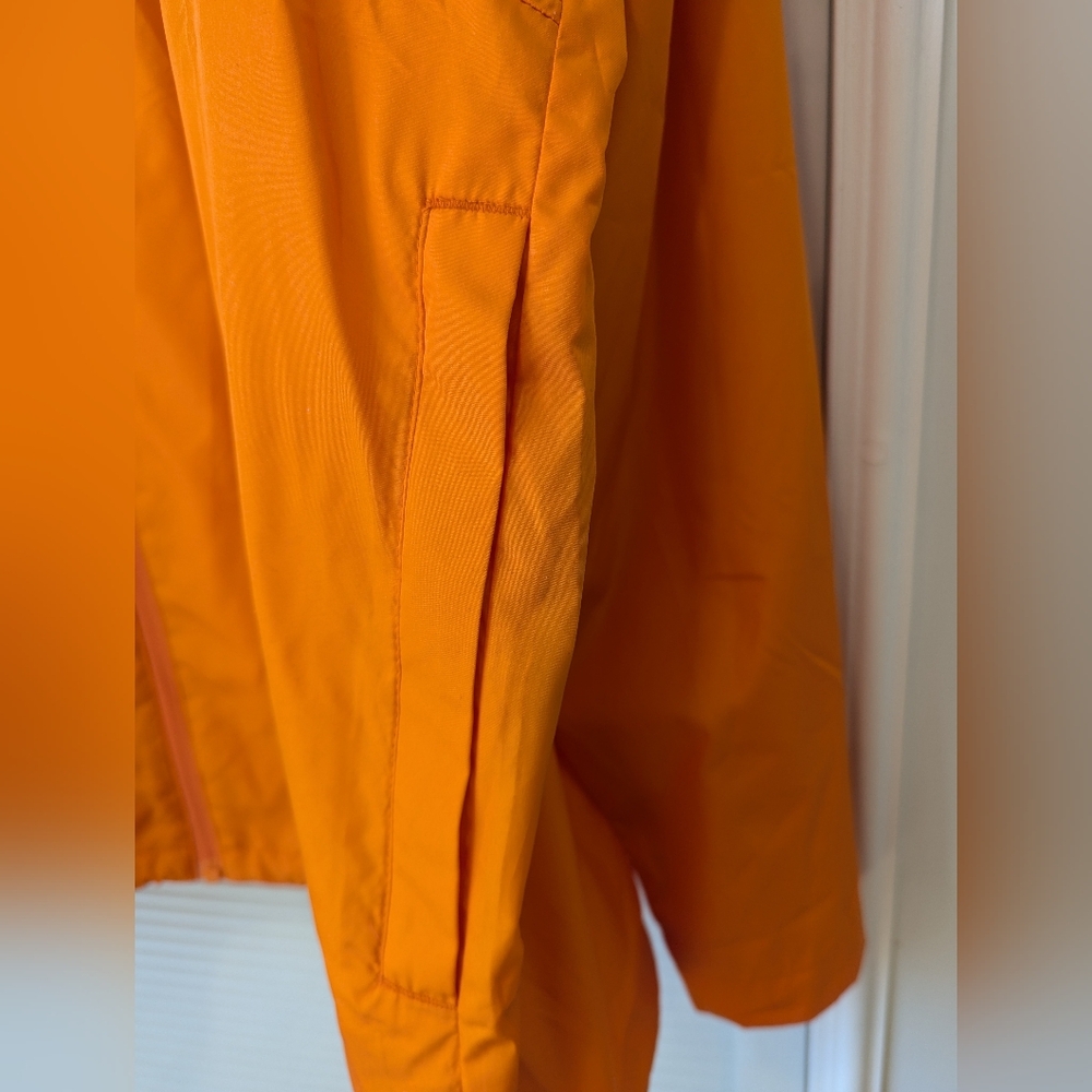 Gap Men's XXL Raincoat Jacket Orange Zip Up Hooded New with Tags Water Resistant - Picture 4 of 4